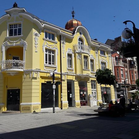 Art Apartment Kiril And Metodi Square بورغاس المظهر الخارجي الصورة