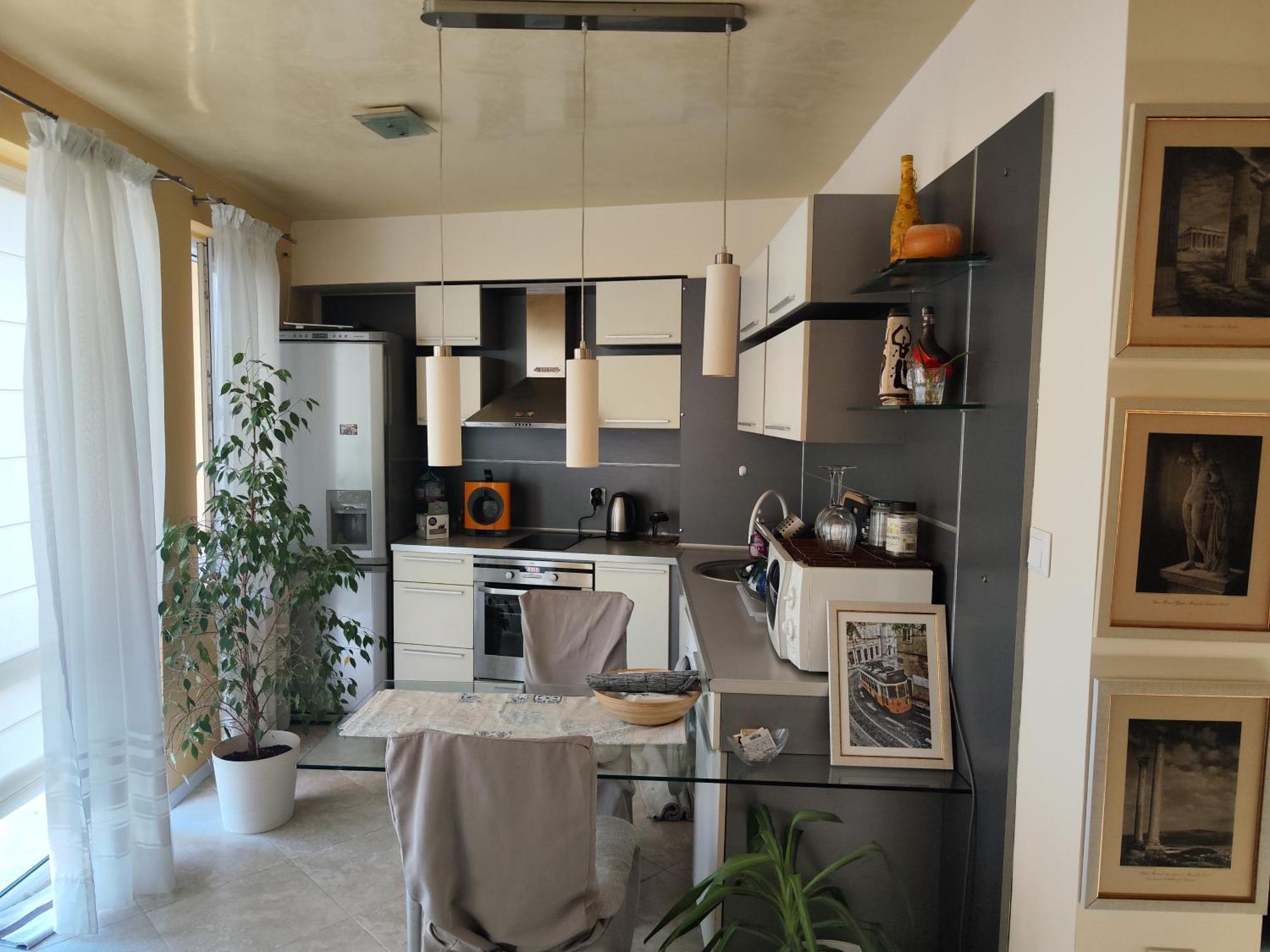 Art Apartment Kiril And Metodi Square بورغاس المظهر الخارجي الصورة
