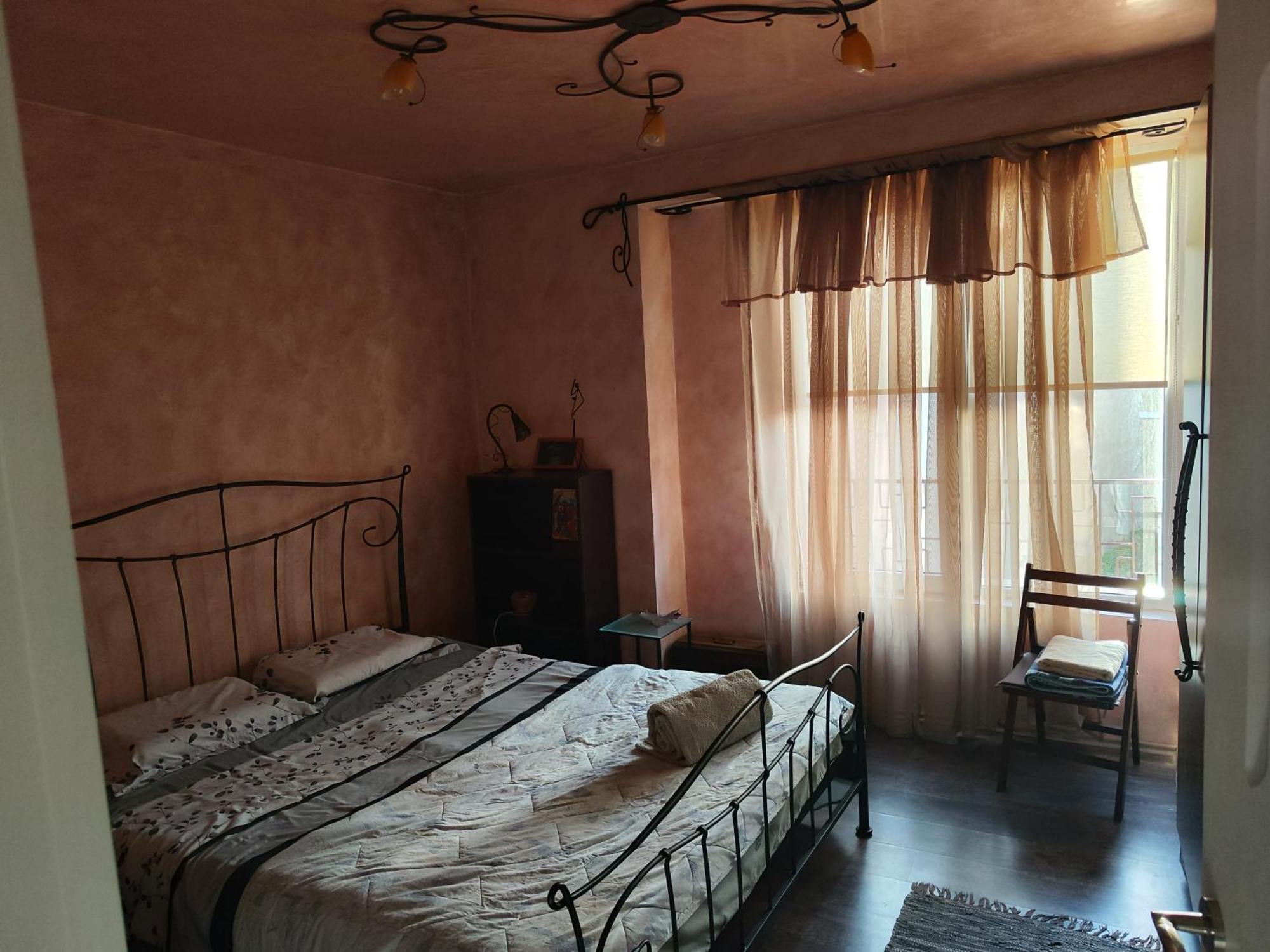 Art Apartment Kiril And Metodi Square بورغاس المظهر الخارجي الصورة