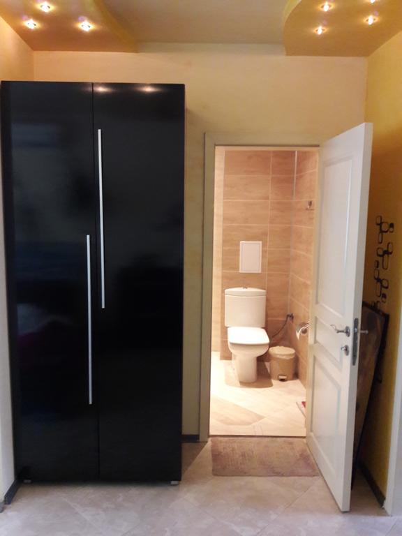 Art Apartment Kiril And Metodi Square بورغاس المظهر الخارجي الصورة